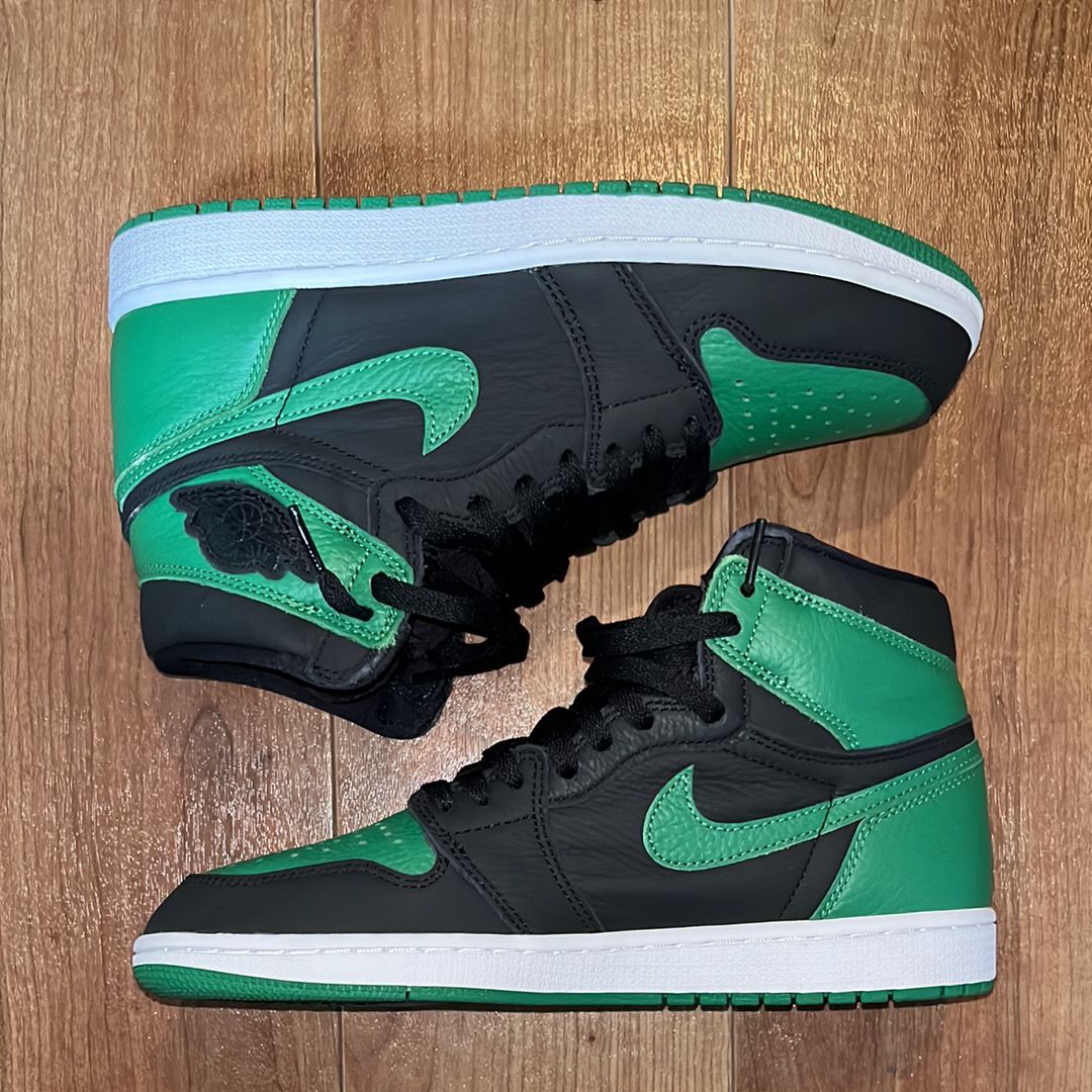 Nike Air Jordan 1 Retro High OG "Black/Pine Green" (2020)      