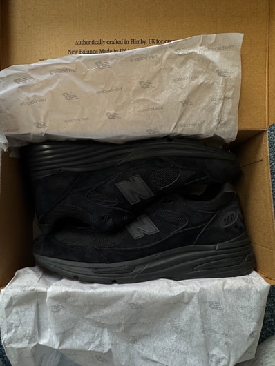 New Balance 991V2 "Triple Black"