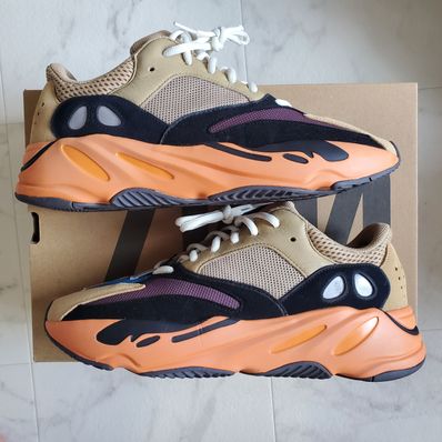adidas YEEZY Boost 700 "Enflame Amber"