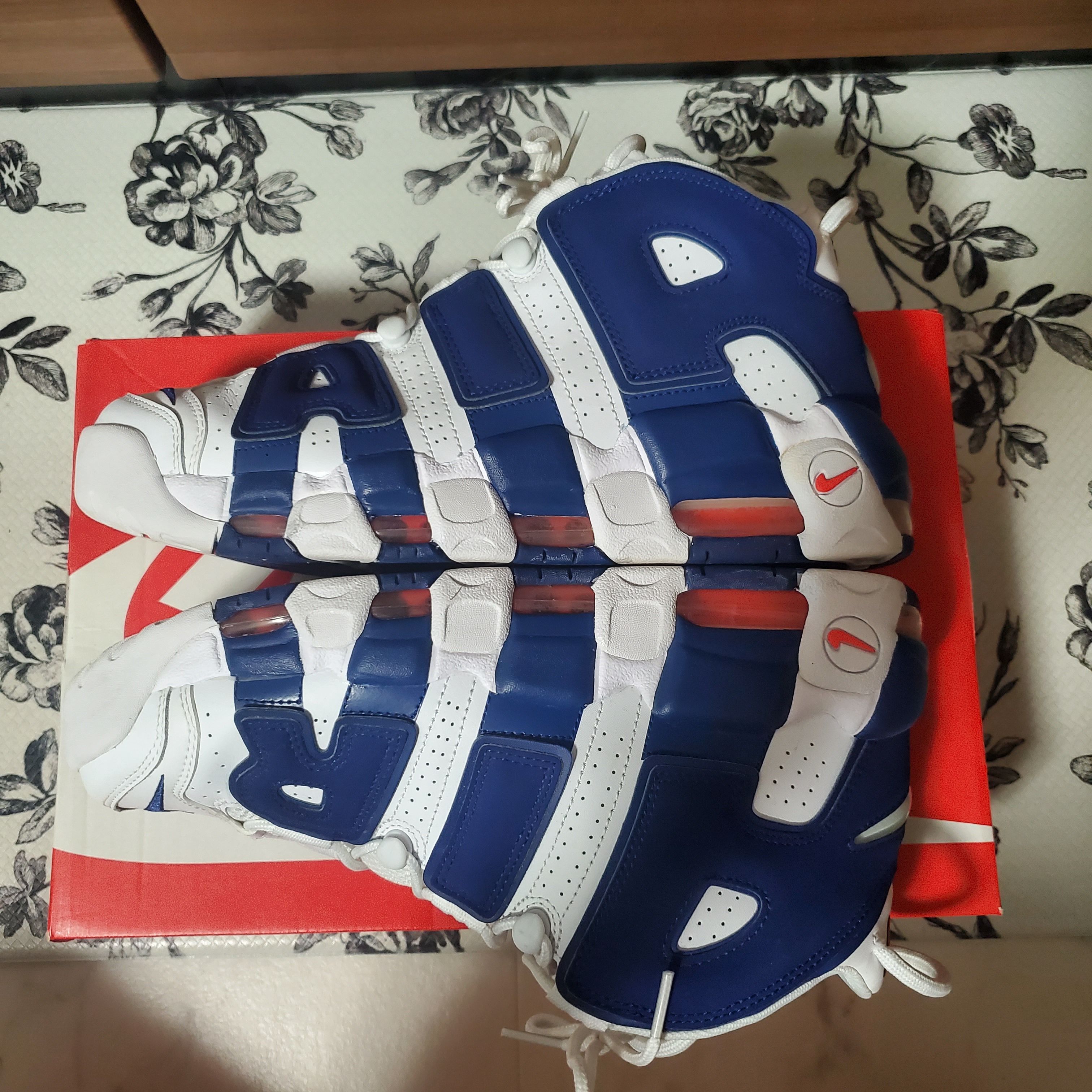 NIKE AIR MORE UPTEMPO 96 "WHITE/DEEP ROYAL BLUE"