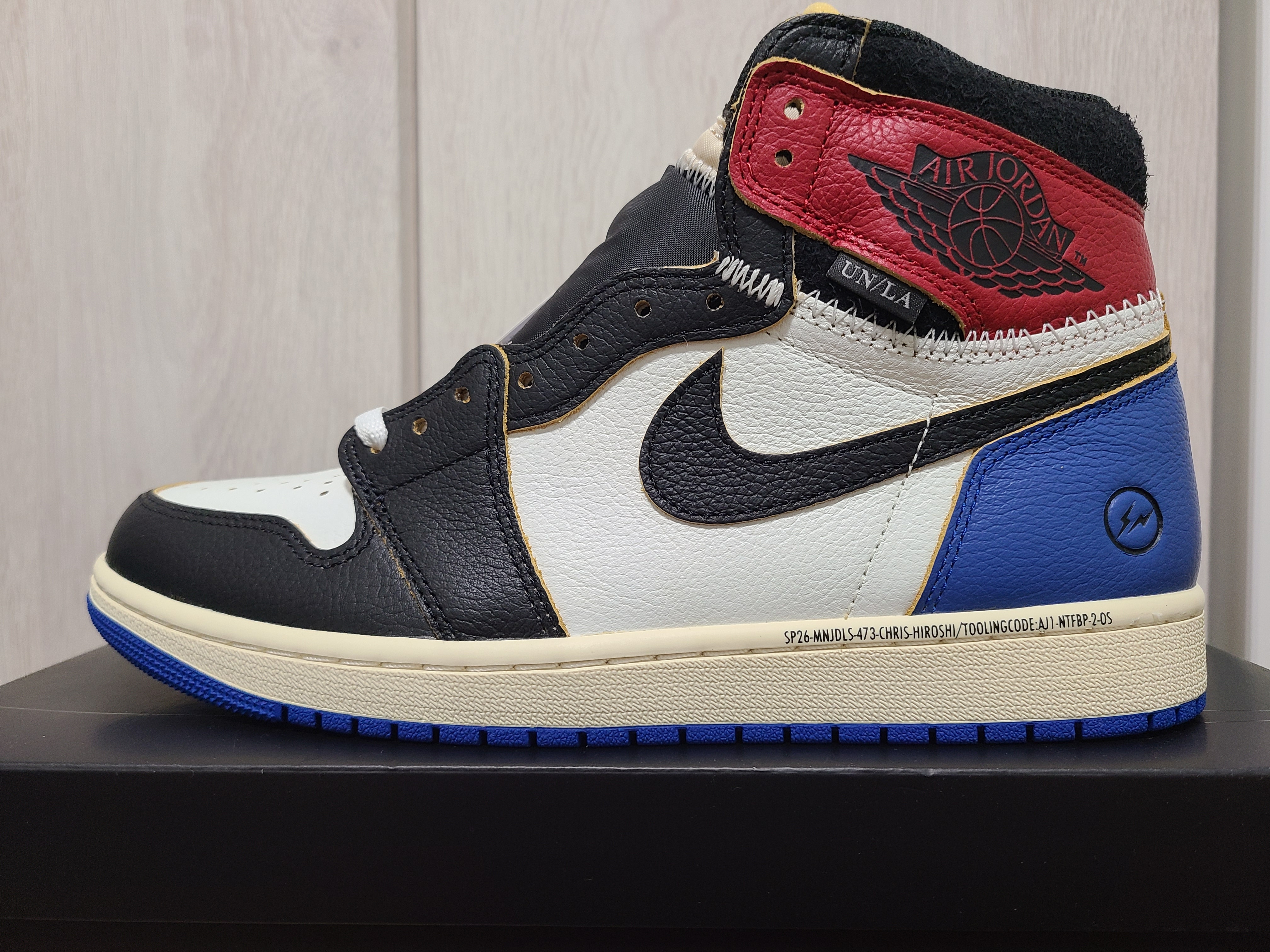 fragment design × UNION × Nike Air Jordan 1 High OG "Black/Varsity Red"