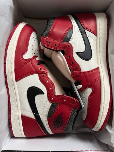 Nike Air Jordan 1 High OG "Lost & Found/Chicago"