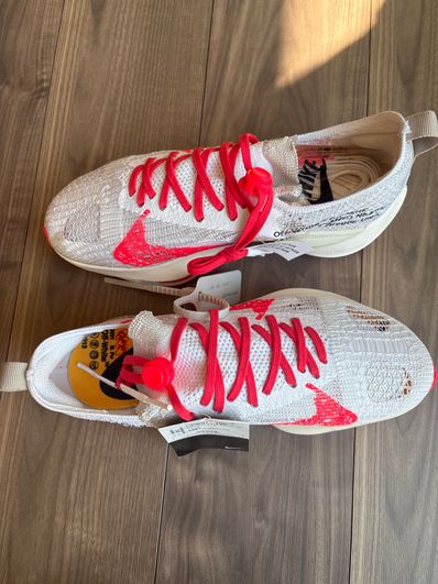 Off-White × Nike Air Zoom Tempo Next% Flyknit "Solar Red"
