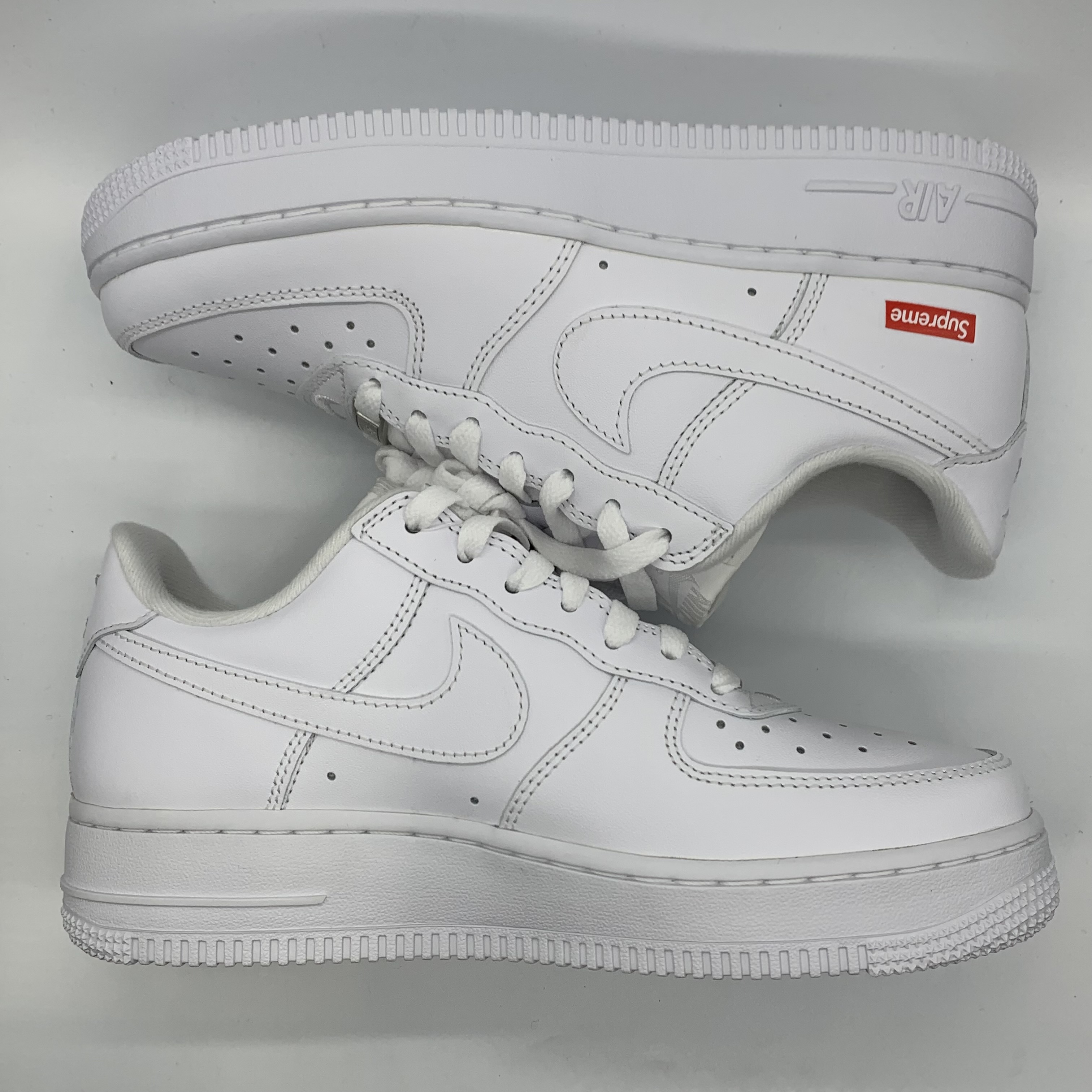 Supreme × Nike Air Force 1 Low "White"