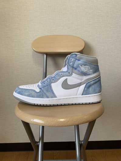 Nike Air Jordan 1 High OG "Hyper Royal"