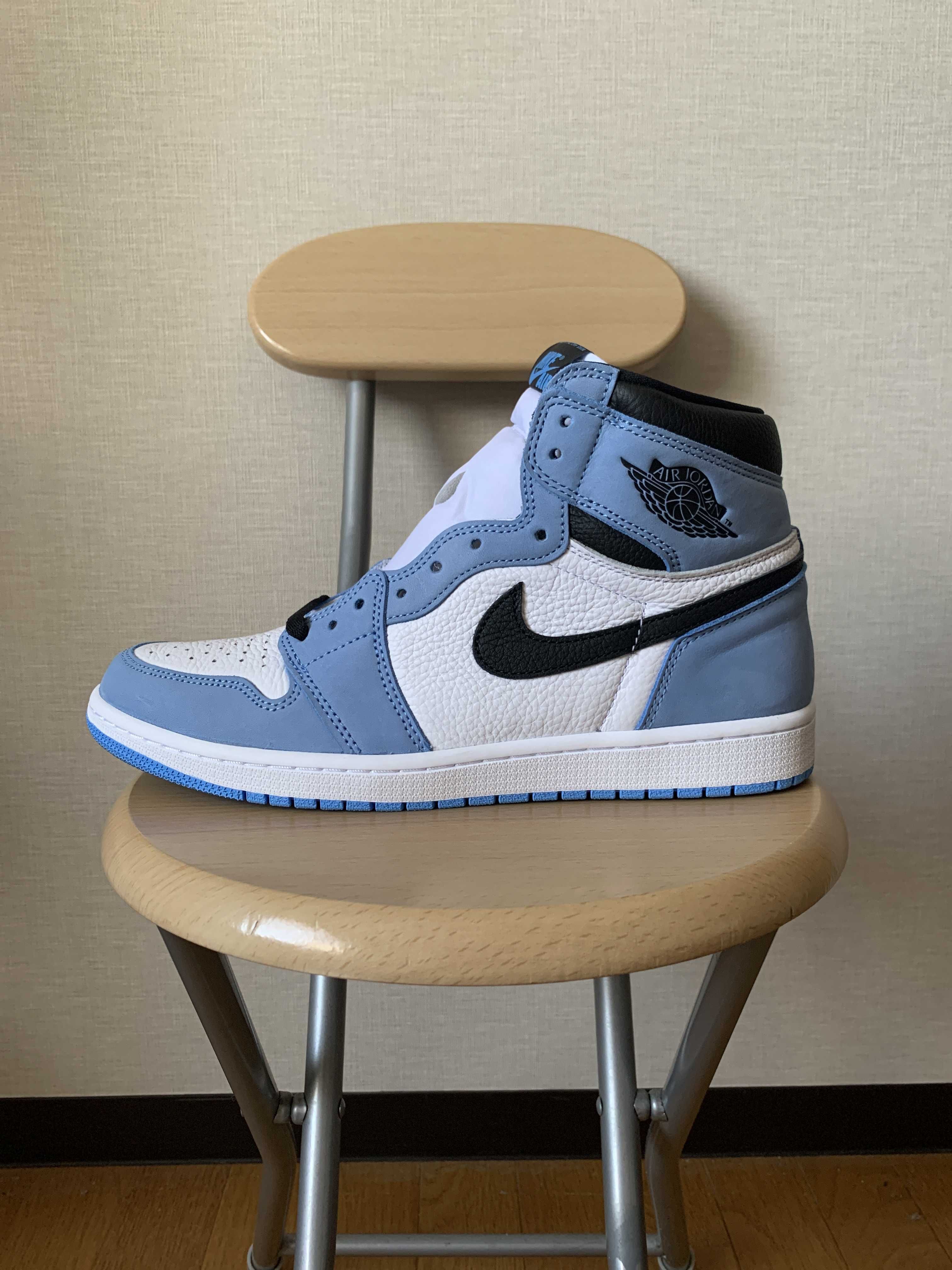 Nike Air Jordan 1 High OG "University Blue"