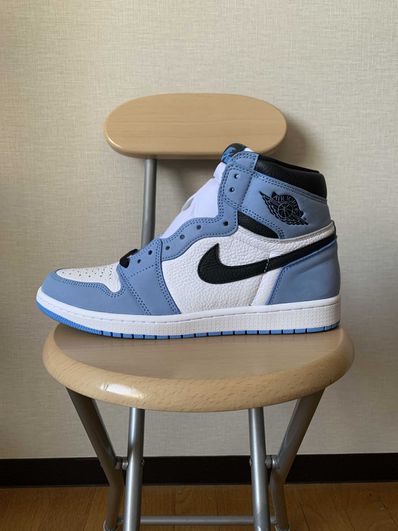 Nike Air Jordan 1 High OG "University Blue"
