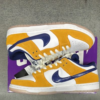 Nike SB Dunk Low "Laser Orange"