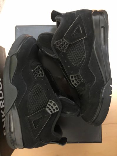 Nike Air Jordan 4 "Black Cat"