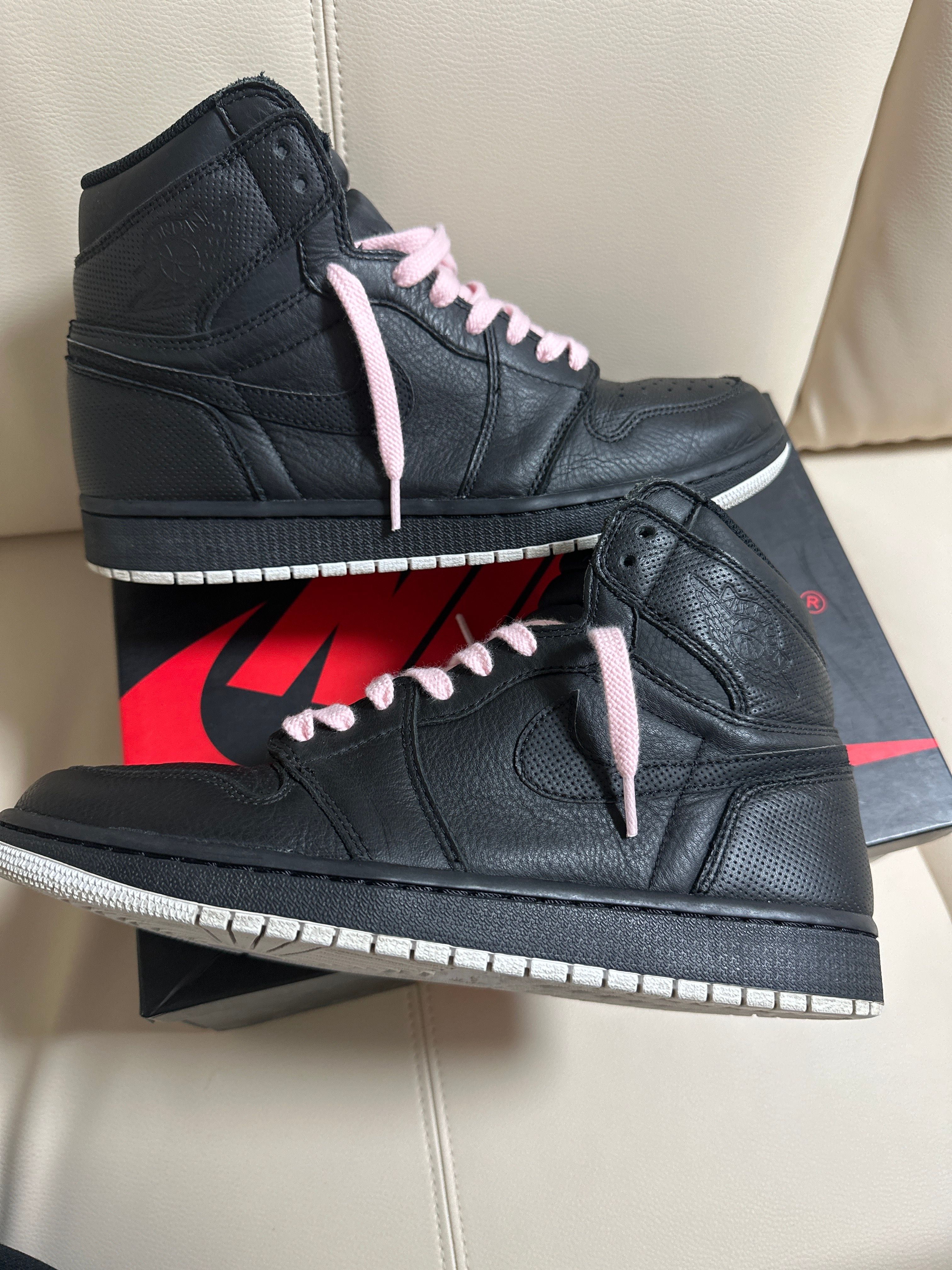 Nike Air Jordan 1 Retro High "Black Perforated"