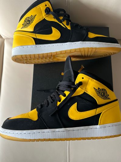 Air jordan 1 clearance mid new love 2017