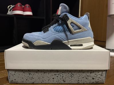 Nike Air Jordan 4 "University Blue"