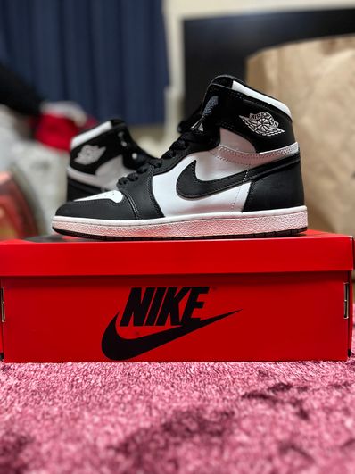 Nike Air Jordan 1 High '85 "Black/White"