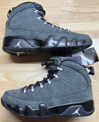 NIKE AIR JORDAN 9 RETRO