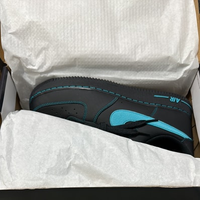 Nike Air Force 1 Low "Black Tiffany"