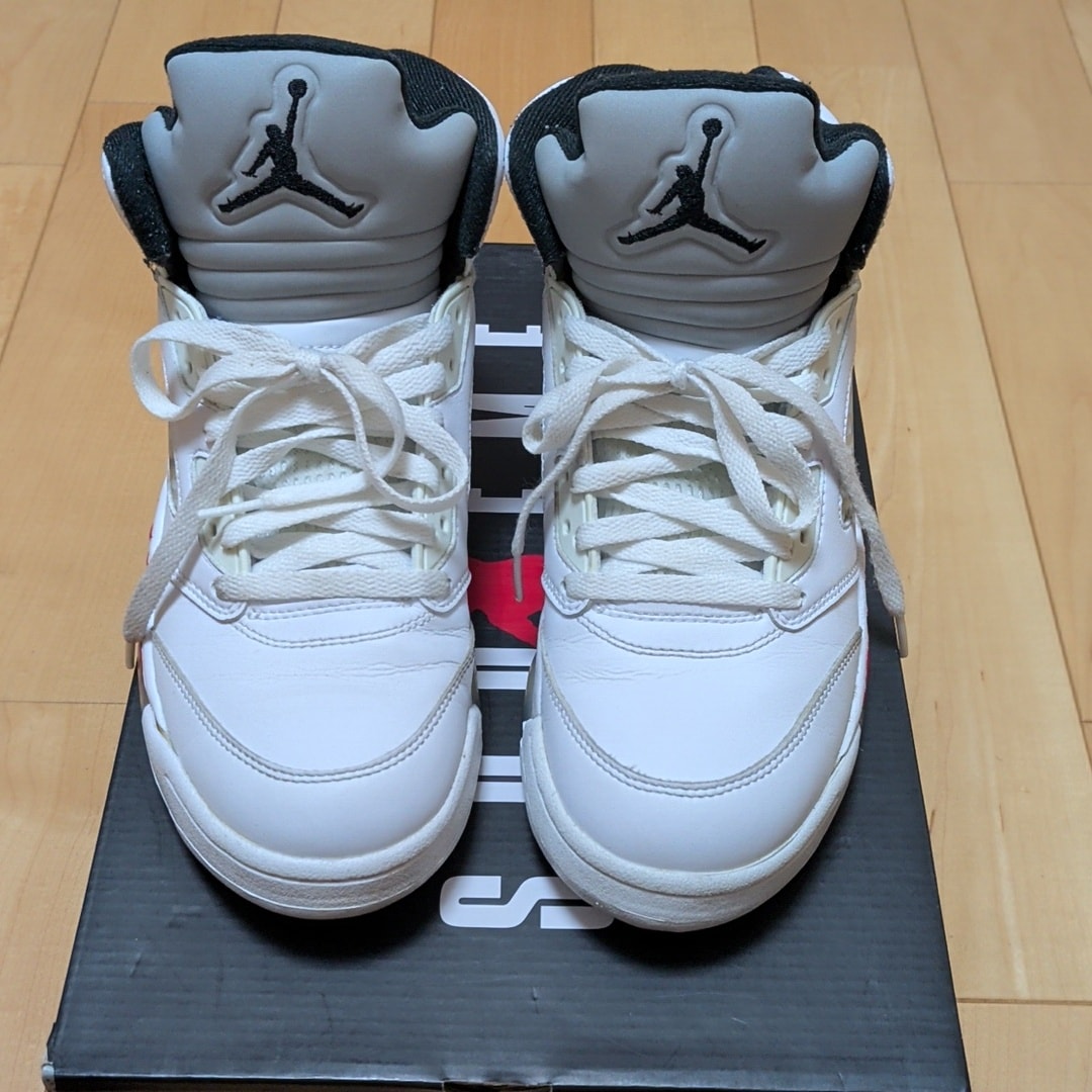 Supreme × Nike Air Jordan 5 Retro "White"