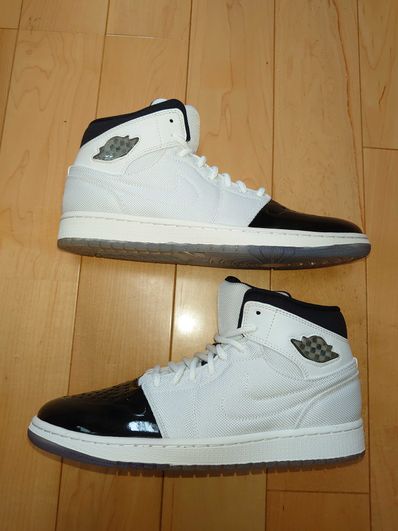 Nike Air Jordan 1 Retro Mid "95 Concord"