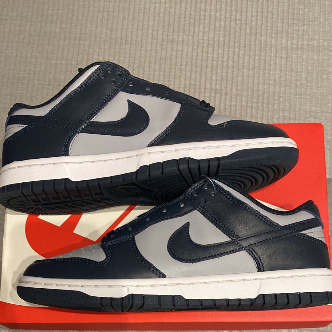 Nike Dunk Low "Championship Grey"