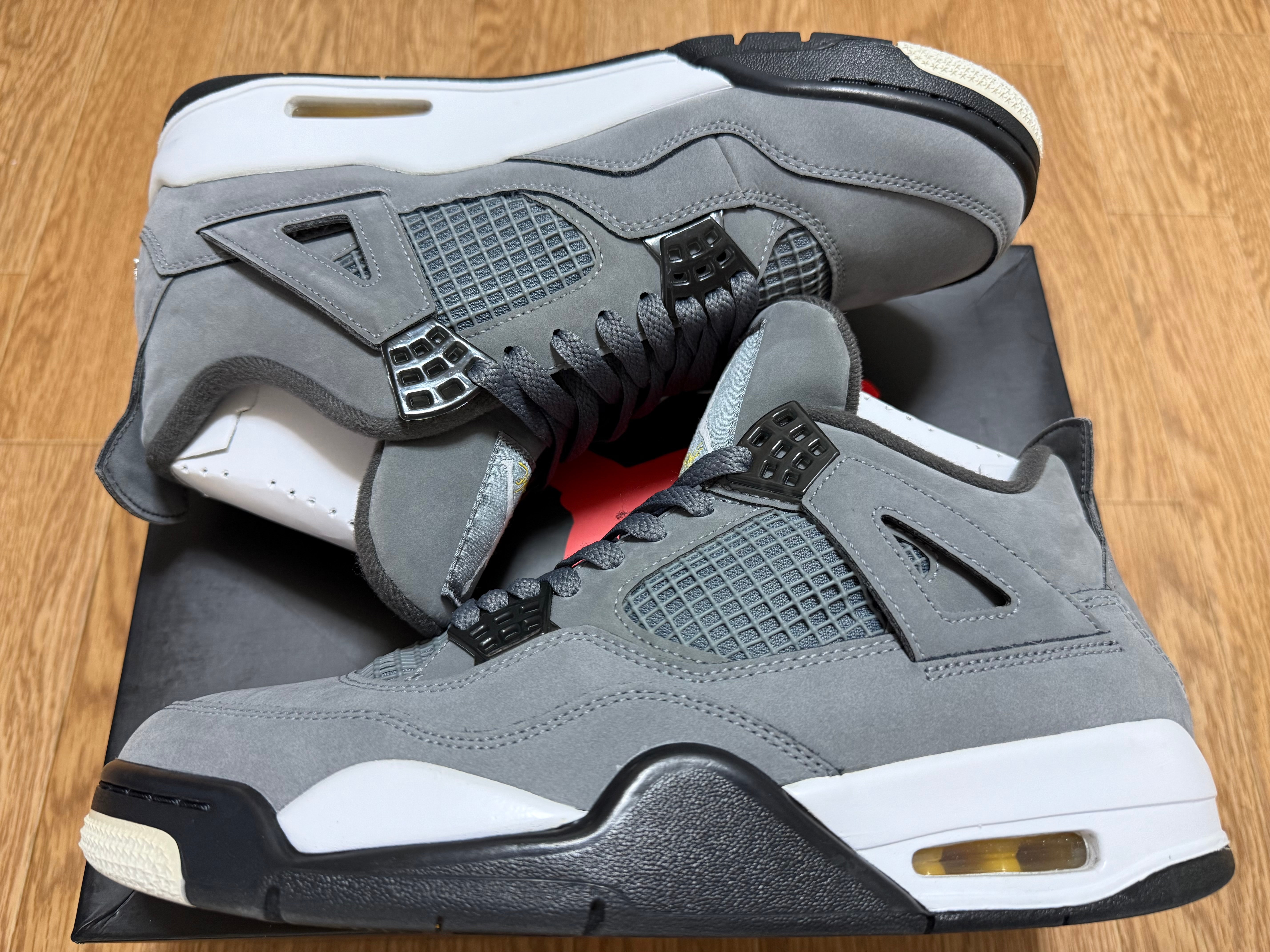 Nike Air Jordan 4 "Cool Grey"