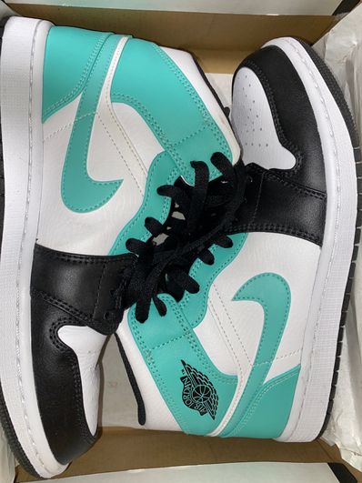 NIKE AIR JORDAN 1 MID "TROPICAL TWIST"