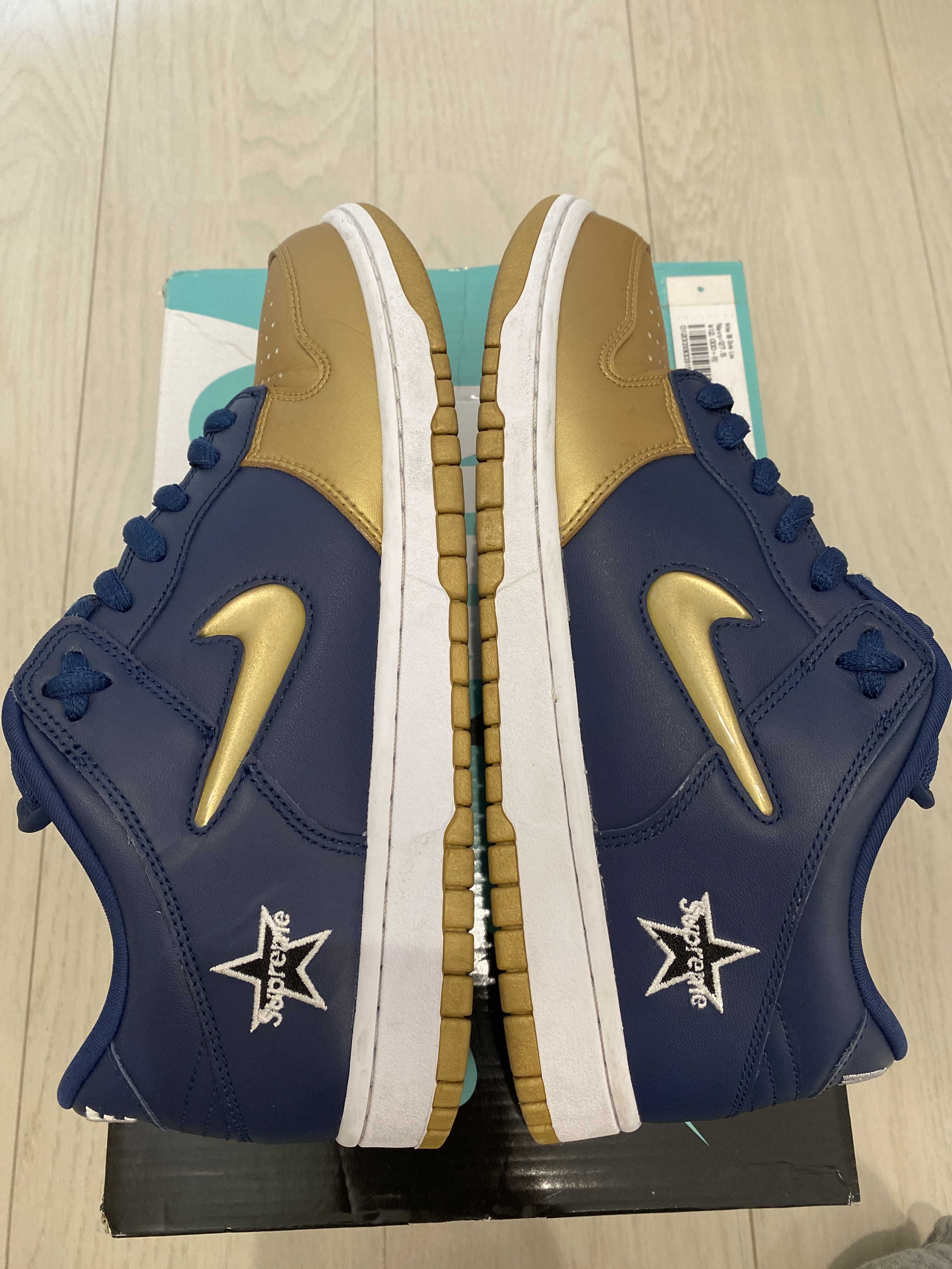 Supreme × Nike SB Dunk Low OG QS "Metallic Gold/Navy"