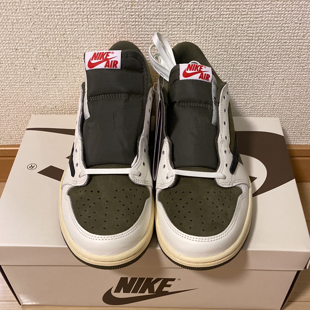 Travis Scott × Nike Air Jordan 1 Low OG SP "Reverse Olive"