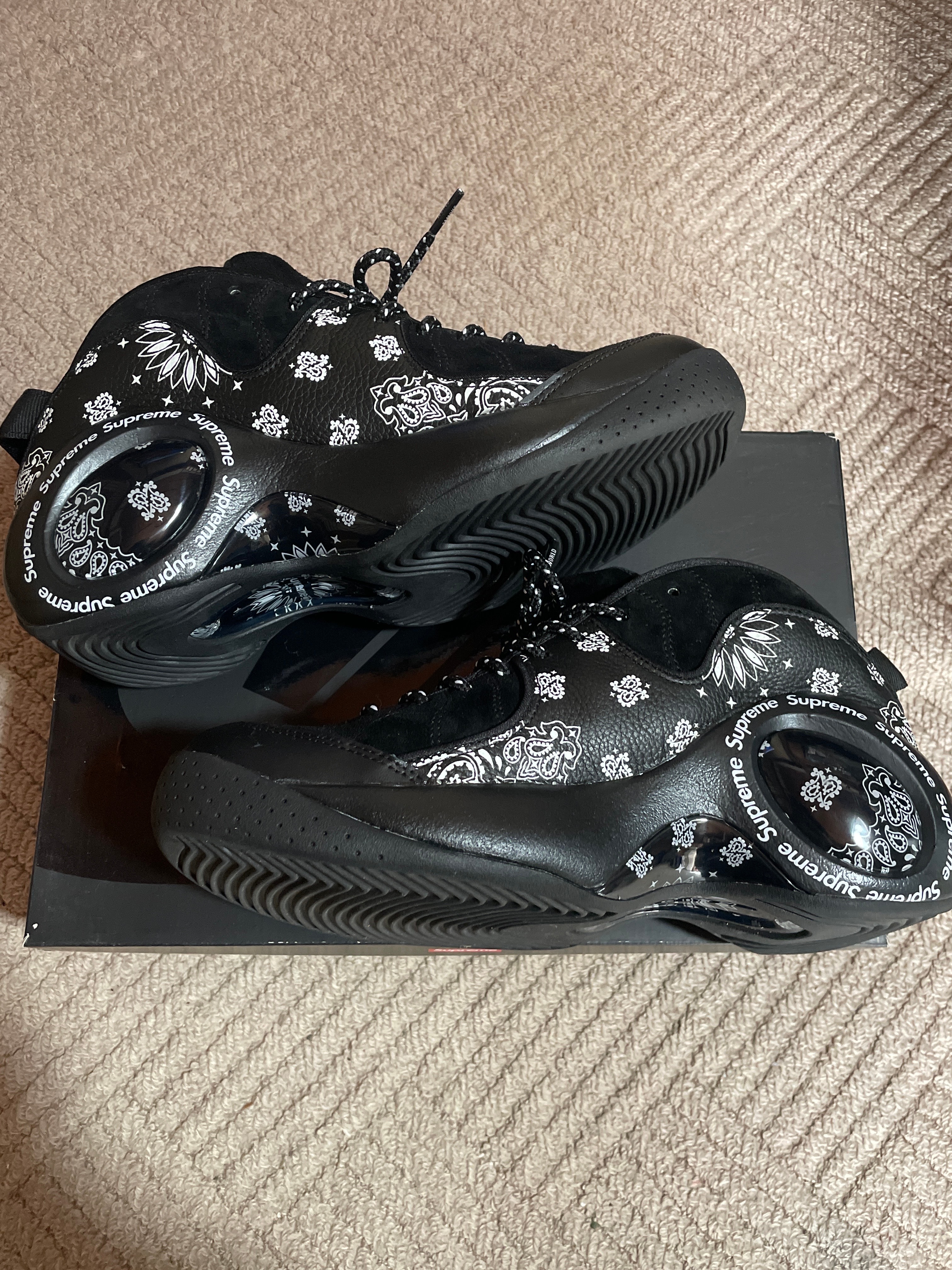 Supreme × Nike Air Zoom Flight 95 SP "Black/White"