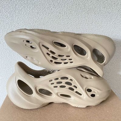 adidas YEEZY Foam Runner "Mist"