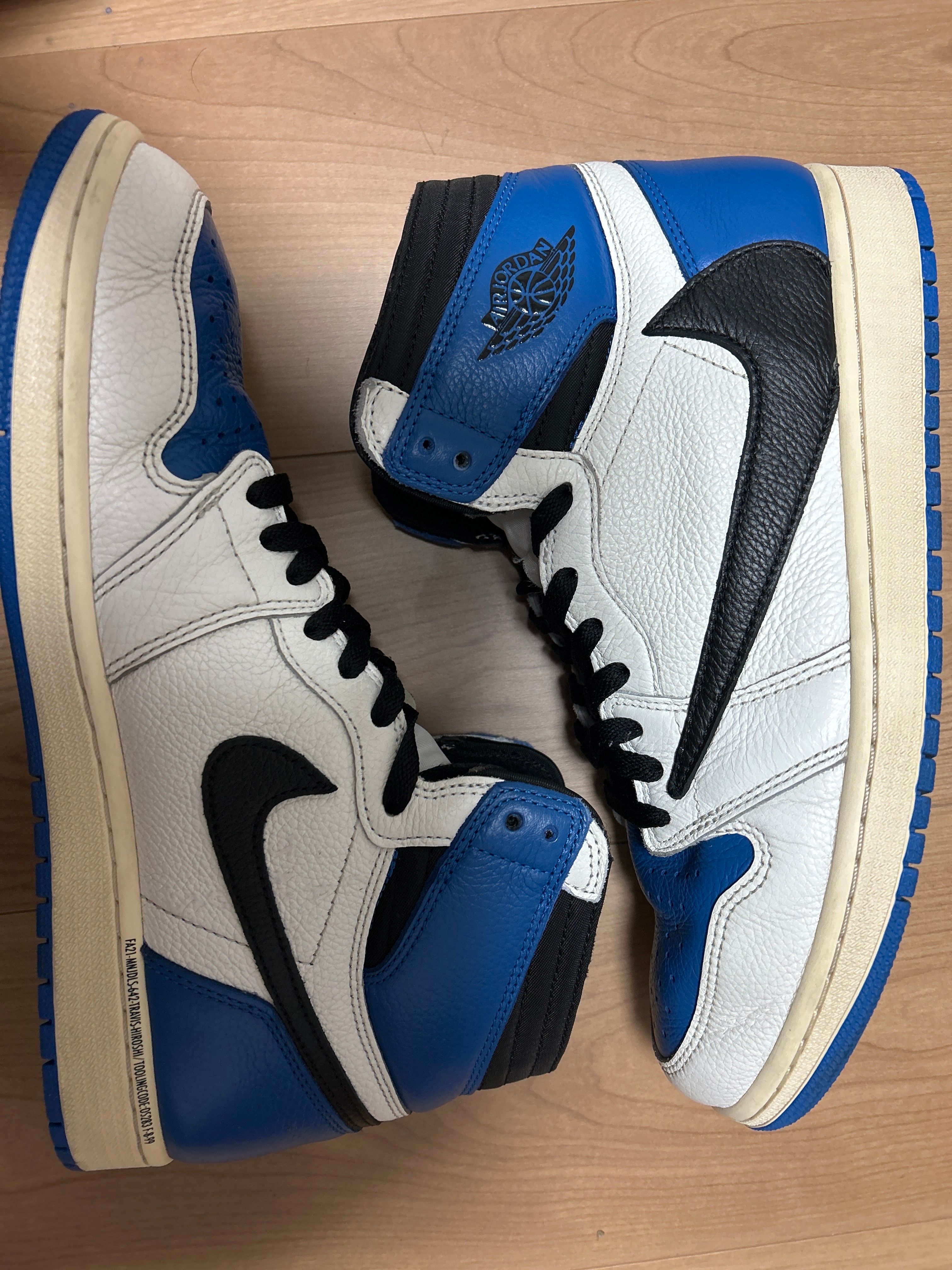 Travis Scott × fragment design × Nike Air Jordan 1 Retro High OG SP "Military Blue"
