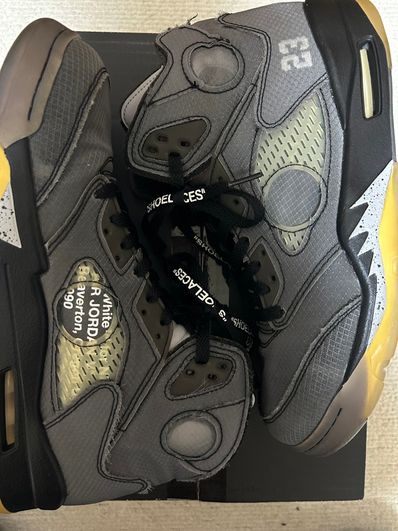 Off-White × Nike Air Jordan 5 "Black/Muslin/Fire Red"