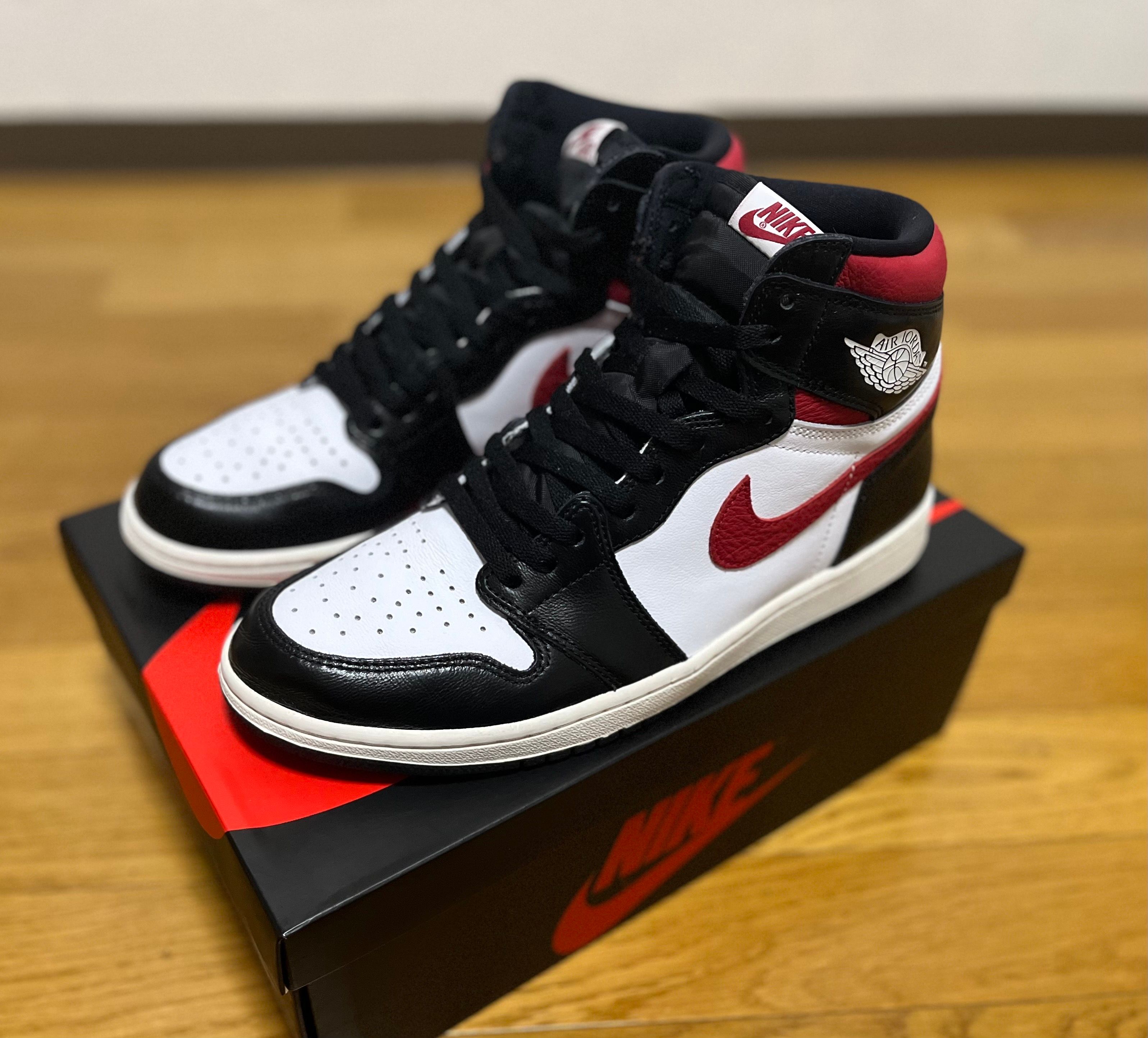 Nike Air Jordan 1 Retro High "Black/White/Sail/Gym Red"