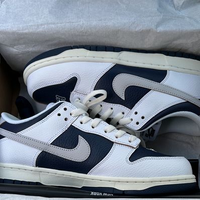 HUF × Nike SB Dunk Low "New York"