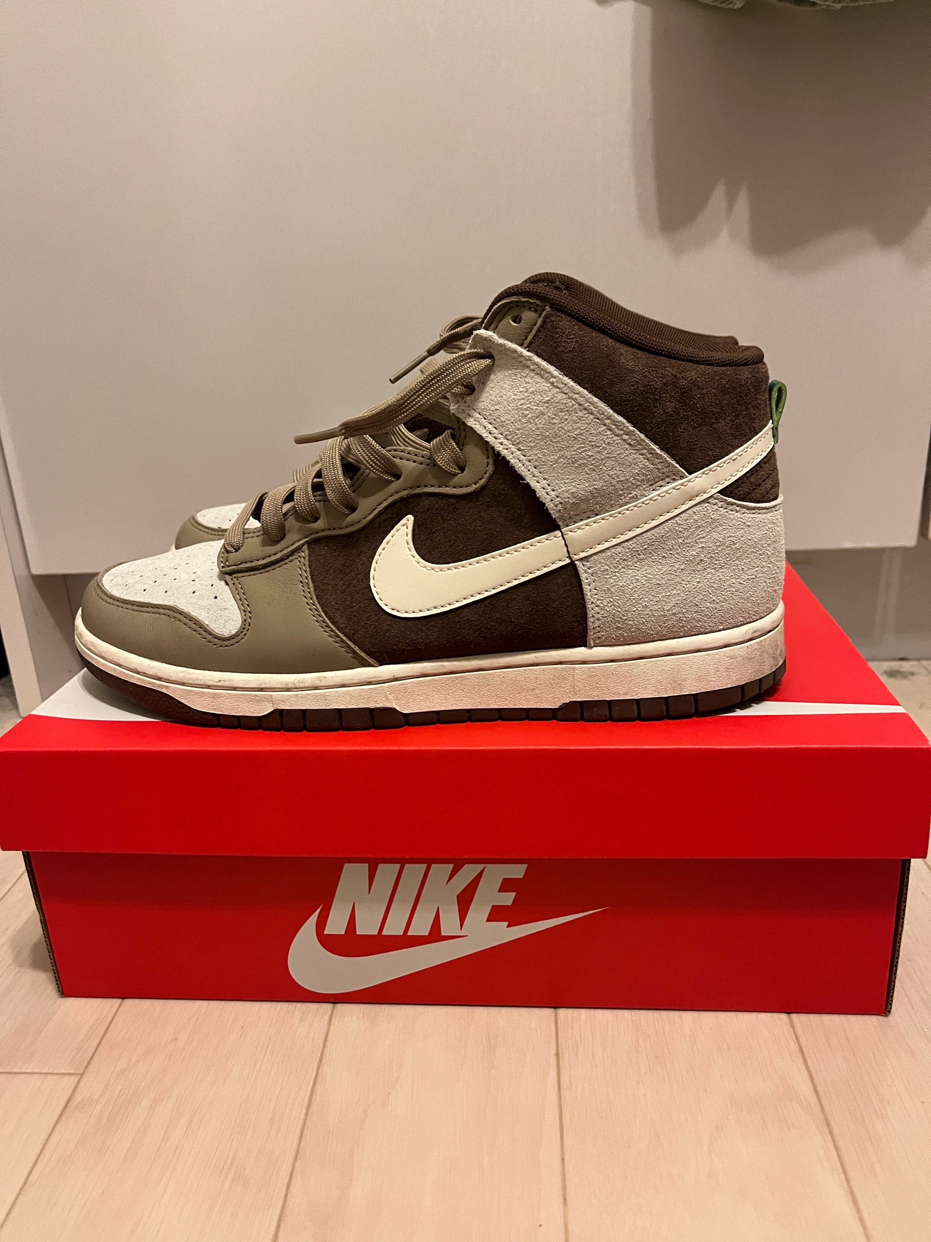 Nike Dunk High PRM "Light Chocolate"