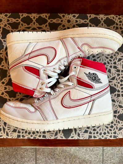 Nike Air Jordan 1 Retro High OG "Sail/University Red"