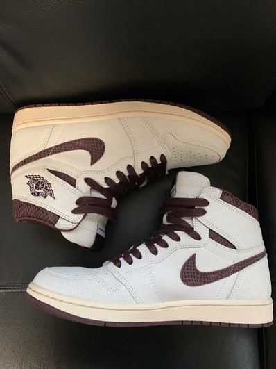 A Ma Maniere × Nike Air Jordan 1 Retro High OG "Sail and Burgundy"