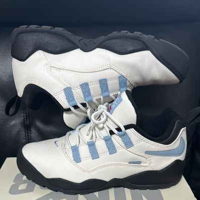 Supreme × Nike SB Darwin Low "White"