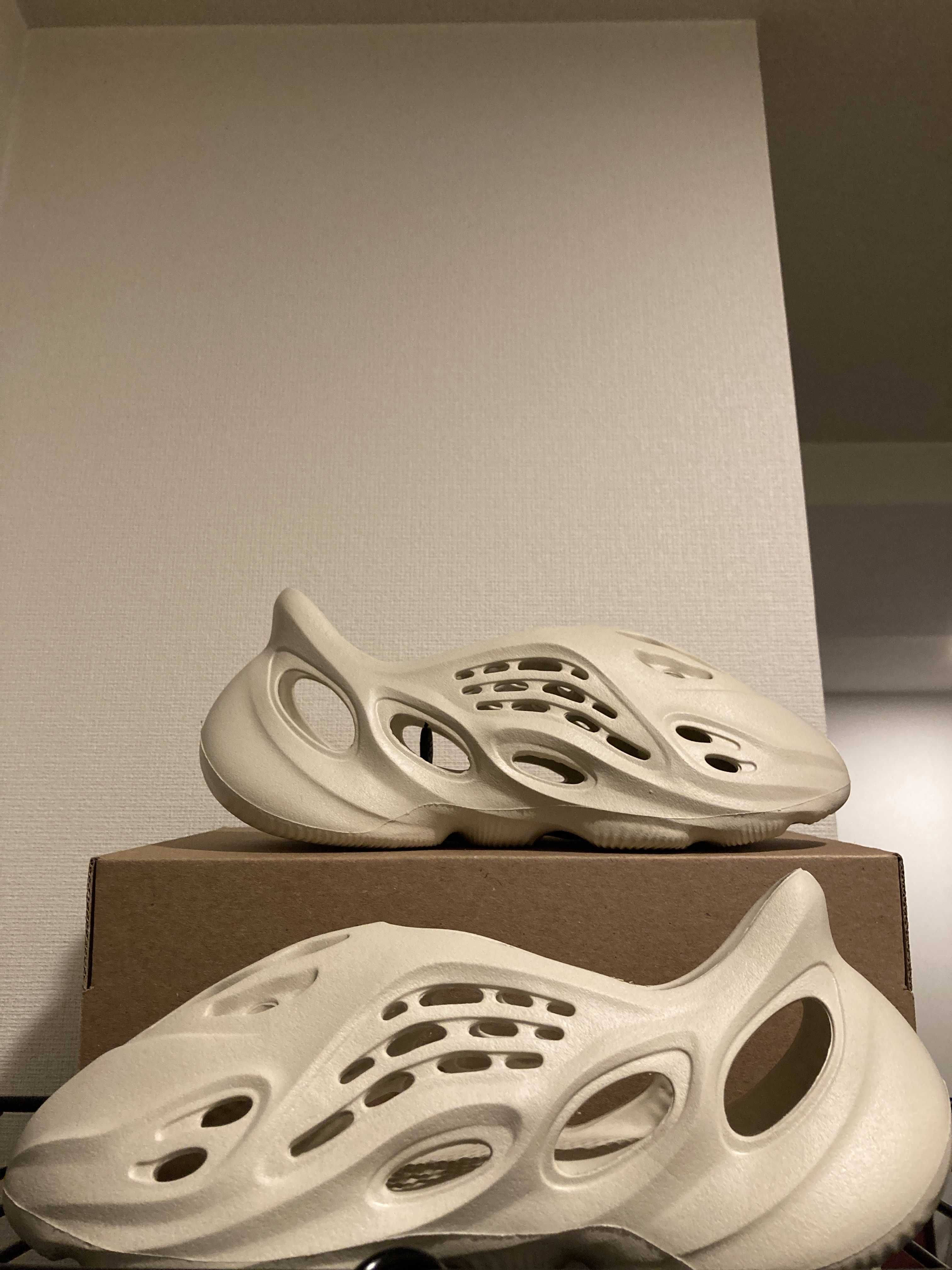 adidas YEEZY Foam Runner "Sand"