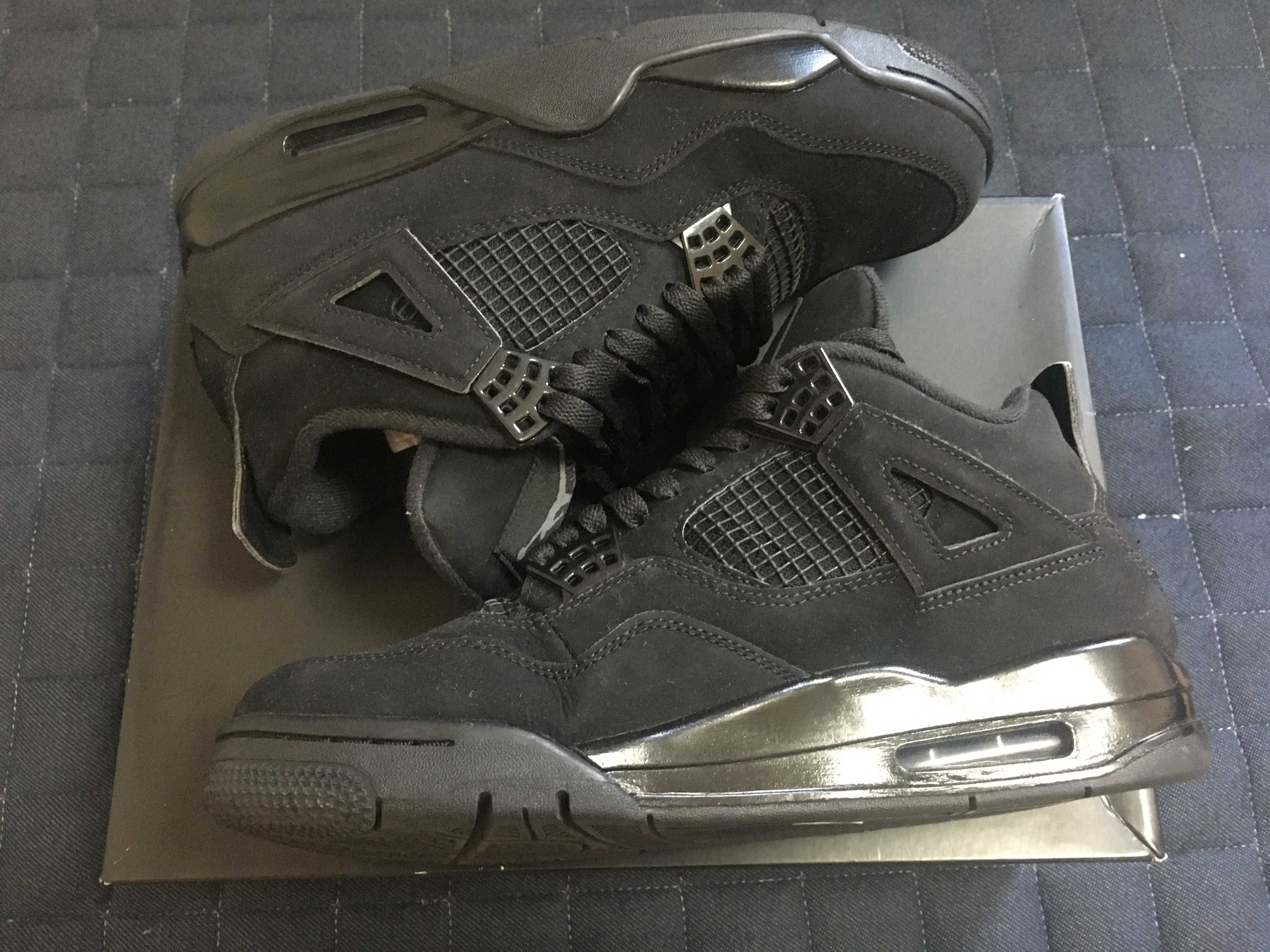 Nike Air Jordan 4 "Black Cat"