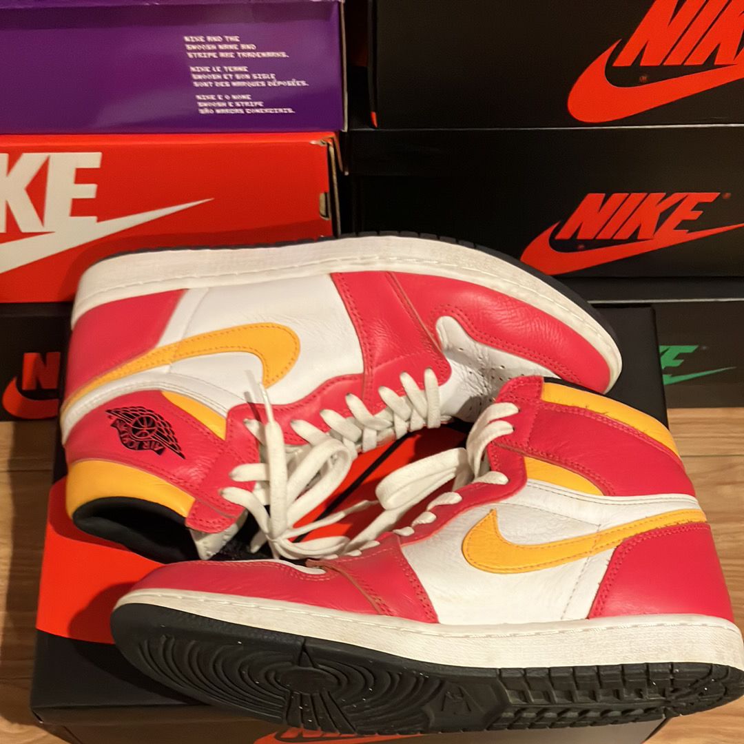 Nike Air Jordan 1 High OG "Light Fusion Red"