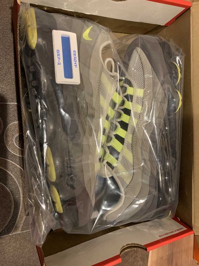 Nike Air Vapormax 95 "Neon"