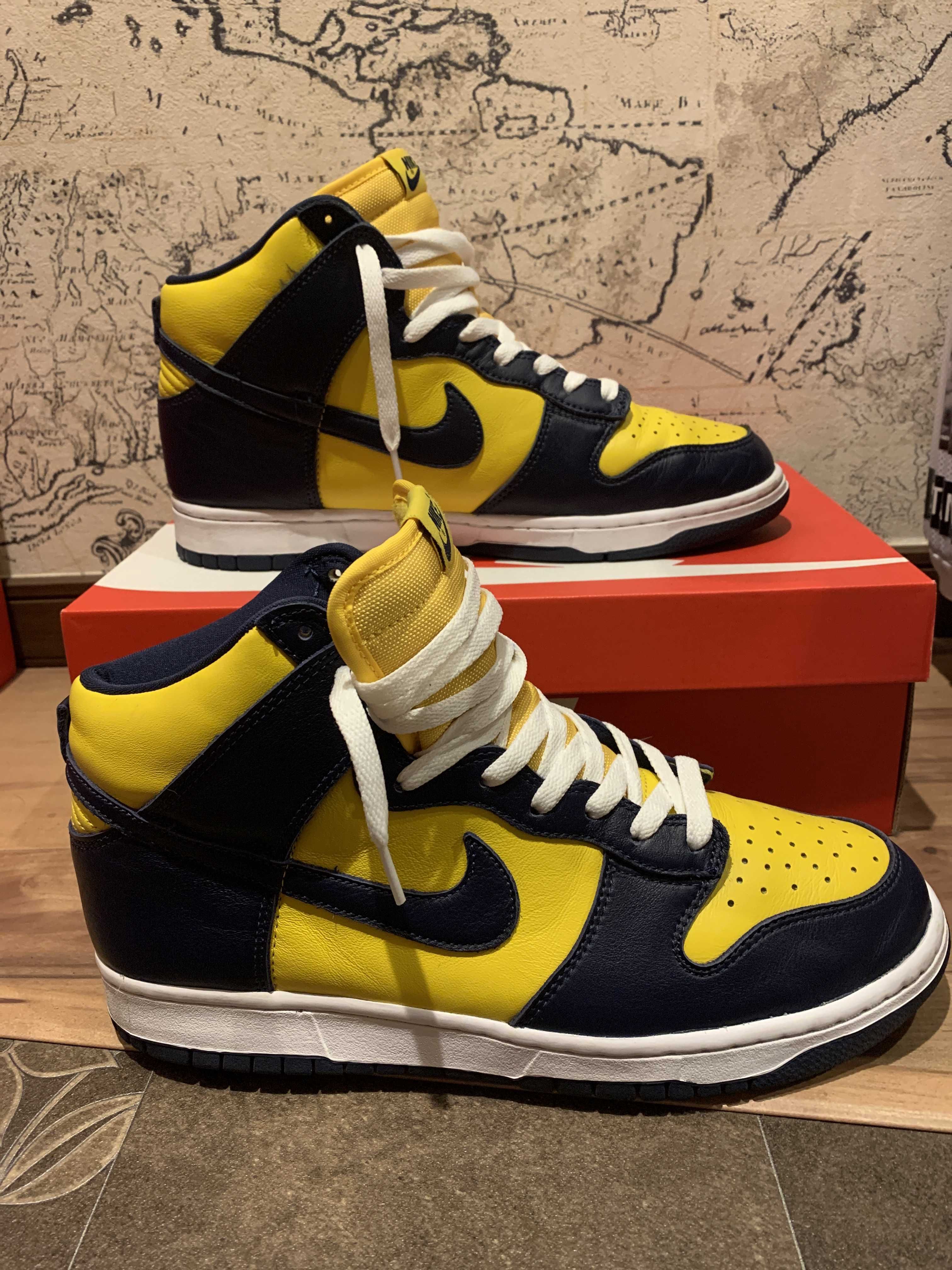 Nike Dunk High "Michigan"