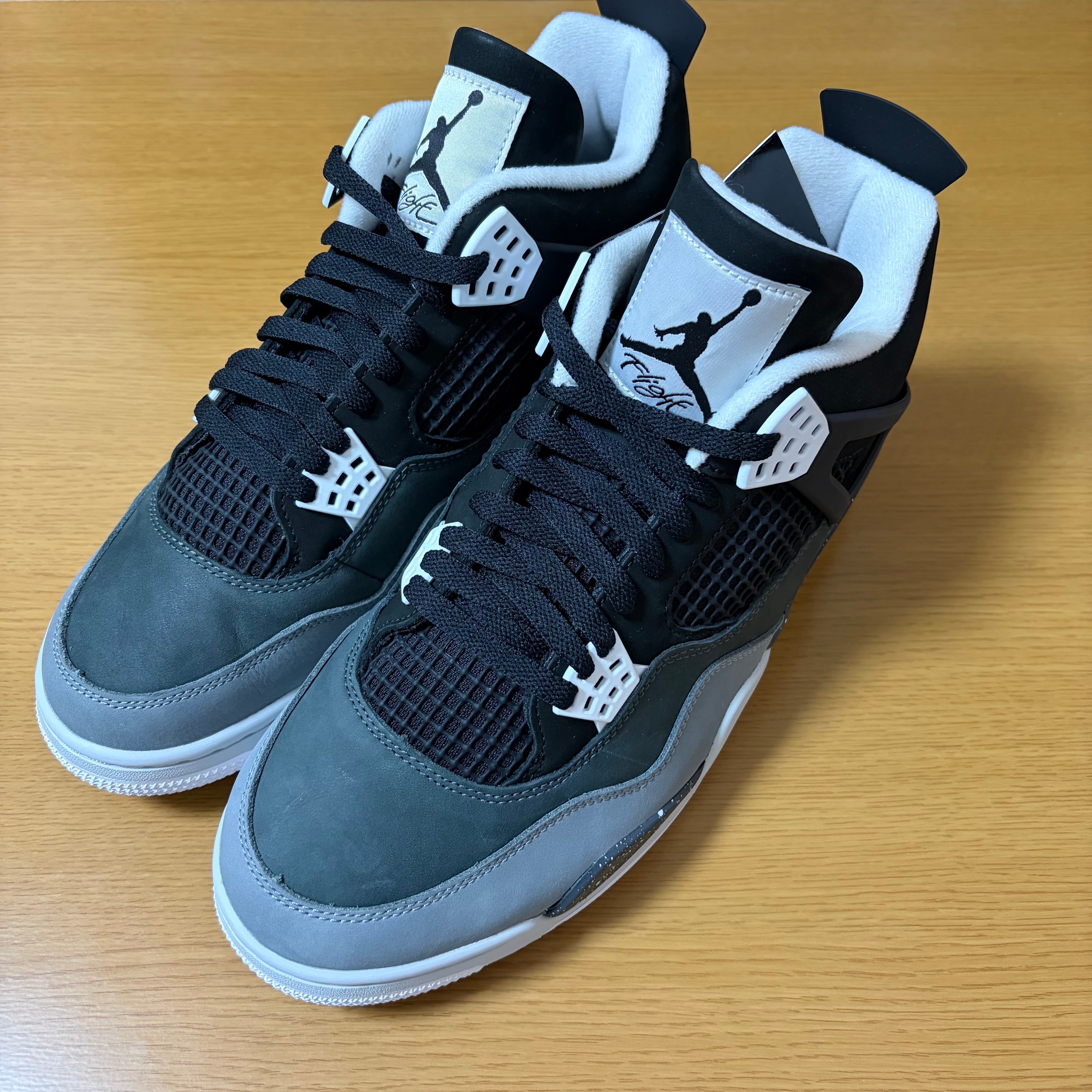 Nike Air Jordan 4 Retro "Fear"