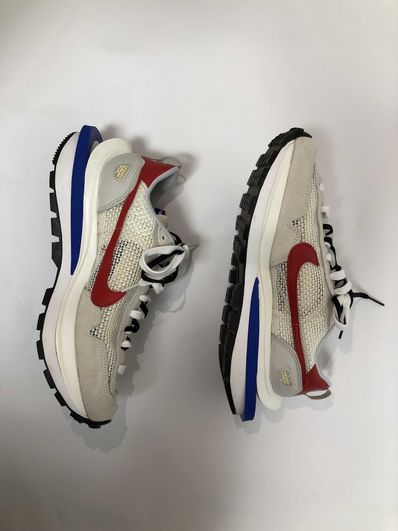 sacai × Nike Vapor Waffle "Royal Fuchsia"