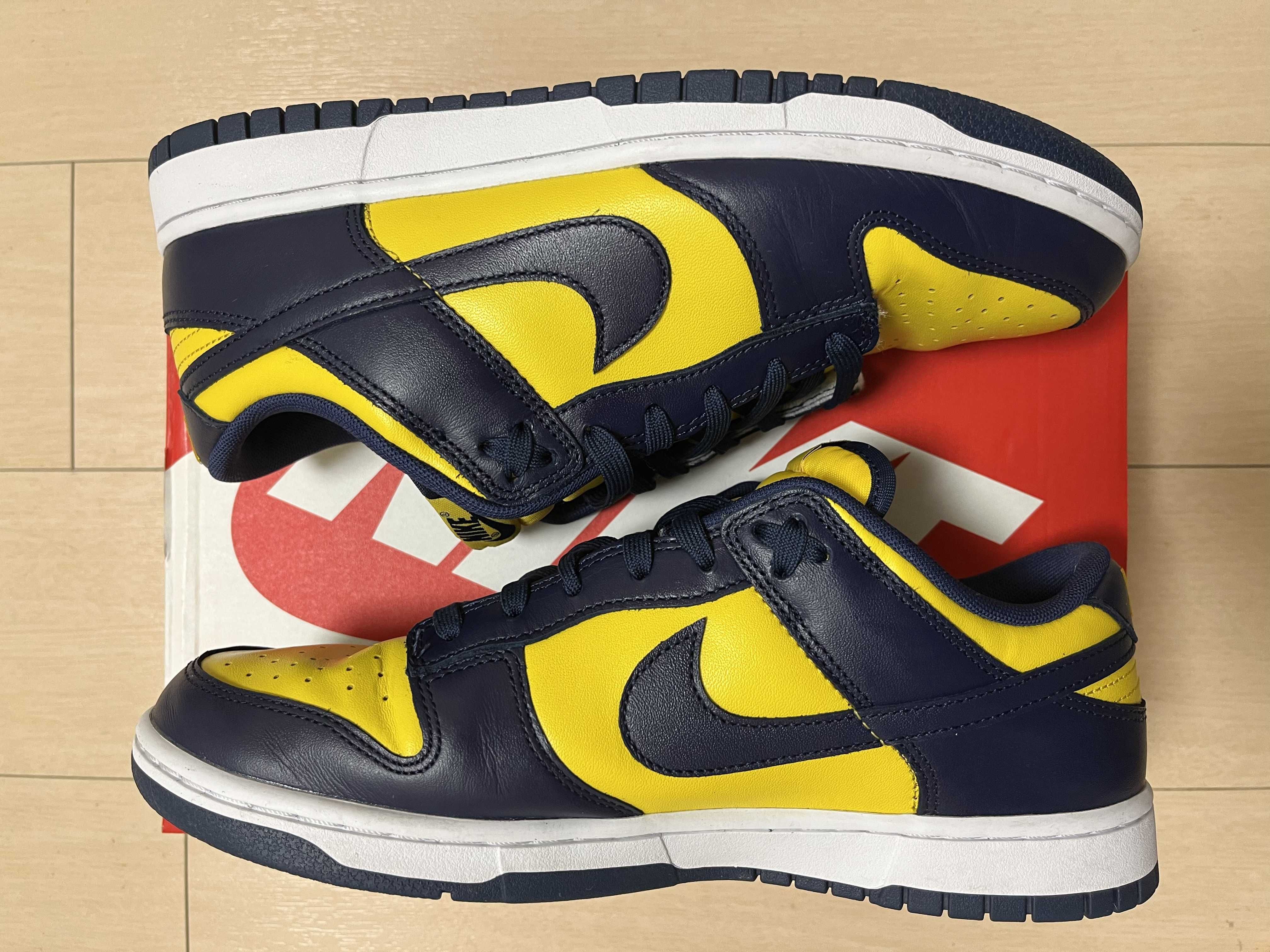 Nike Dunk Low "Michigan"