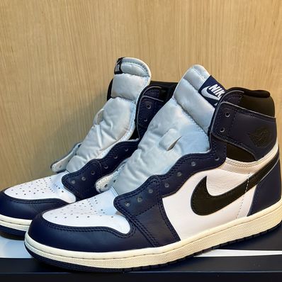Nike Air Jordan 1 Retro High OG "Midnight Navy"
