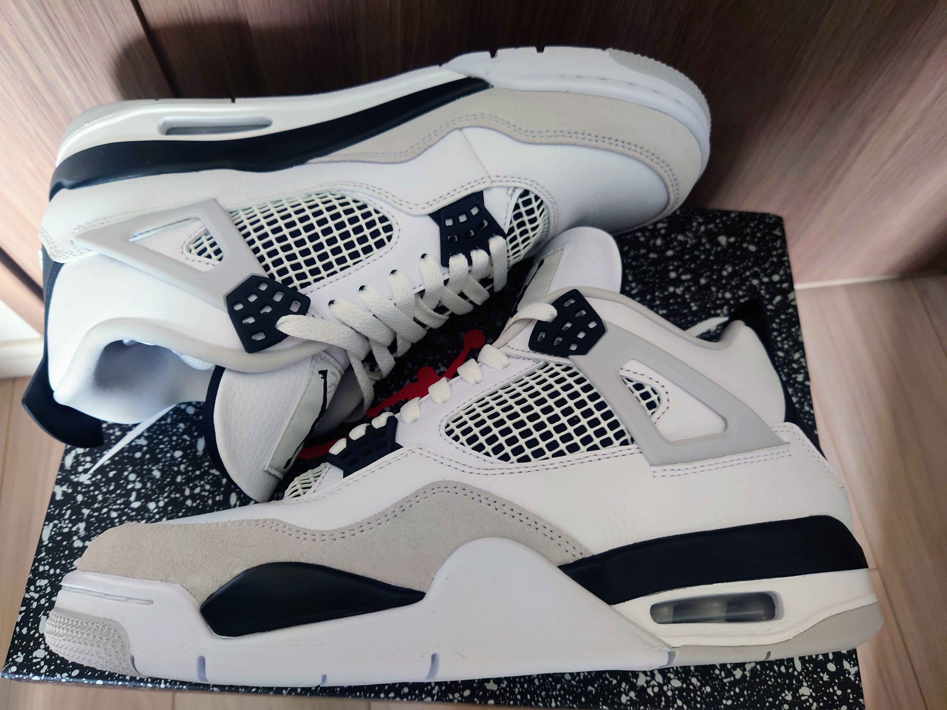 Nike Air Jordan 4 "Military Black"