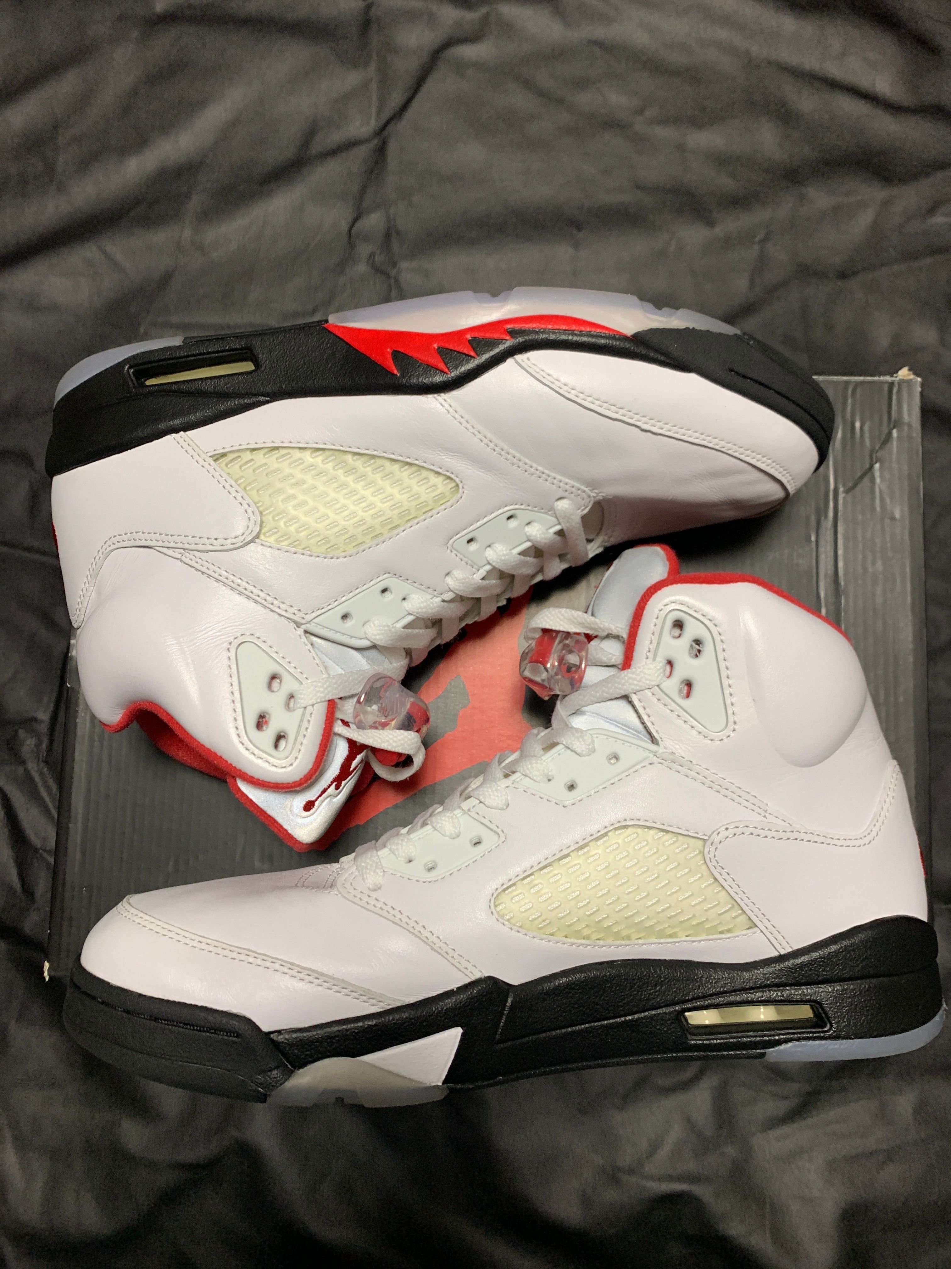 Nike Air Jordan 5 Retro "Fire Red" (2020)