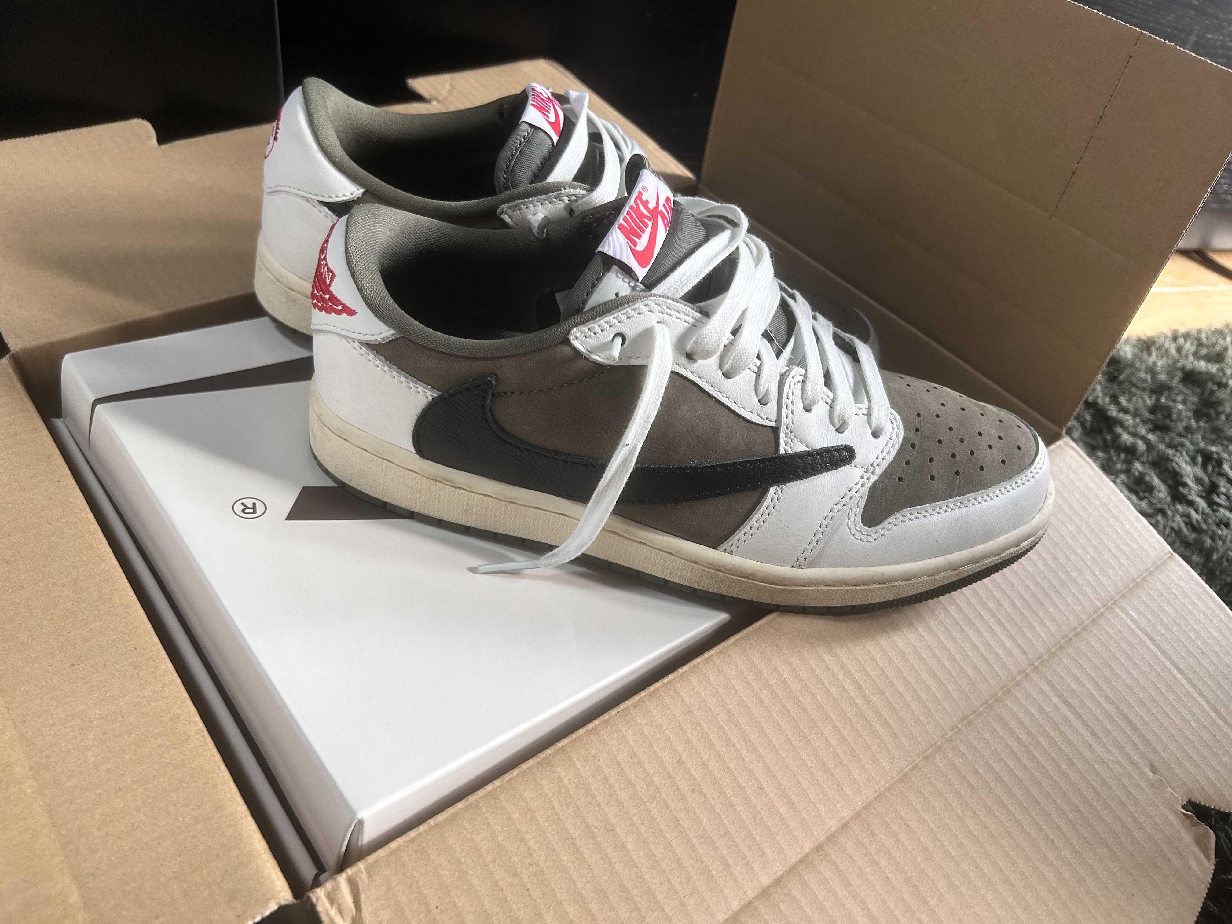 Travis Scott × Nike Air Jordan 1 Low OG SP "Reverse Olive"