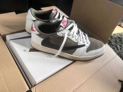 Travis Scott × Nike Air Jordan 1 Low OG SP "Reverse Olive"
