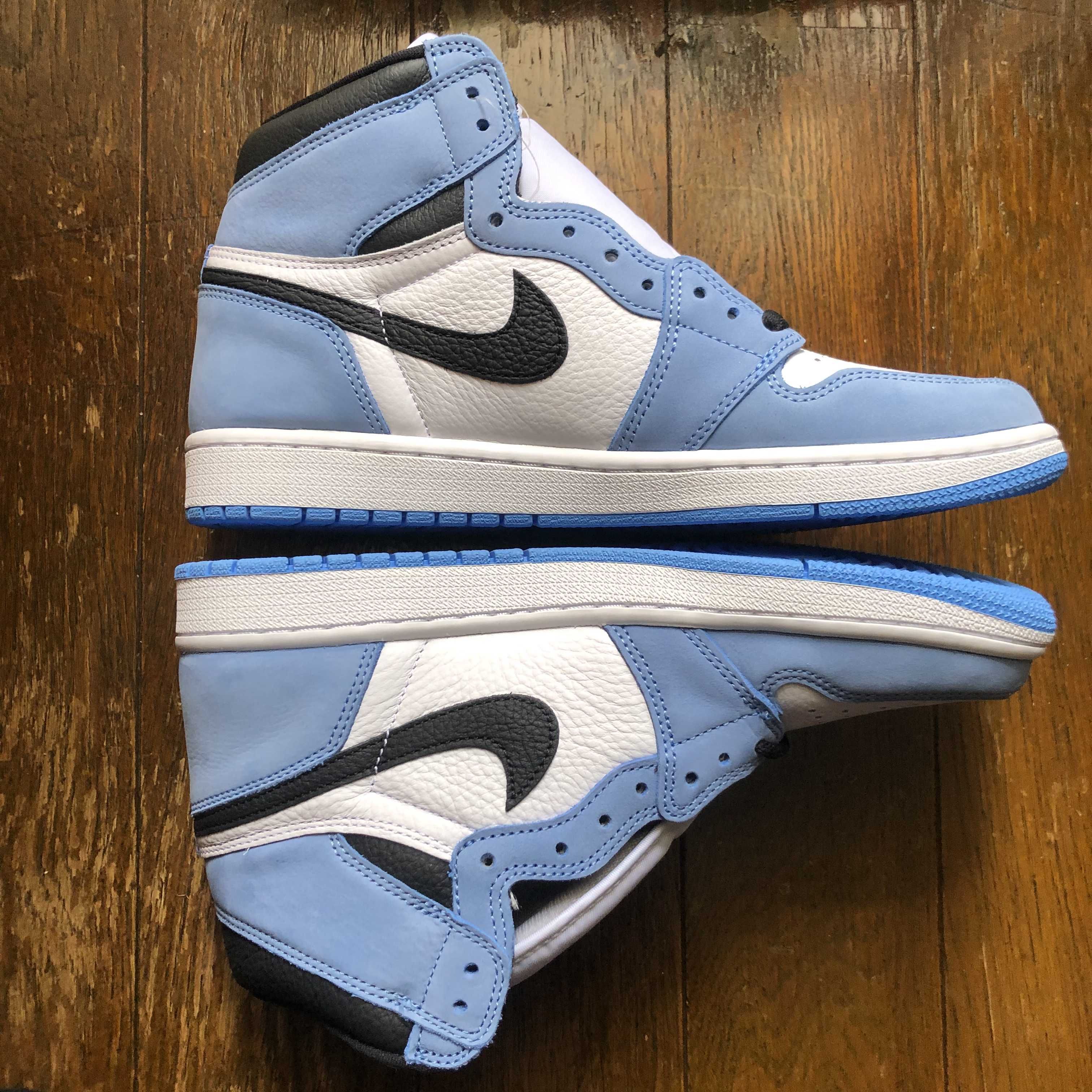 Nike Air Jordan 1 High OG "University Blue"